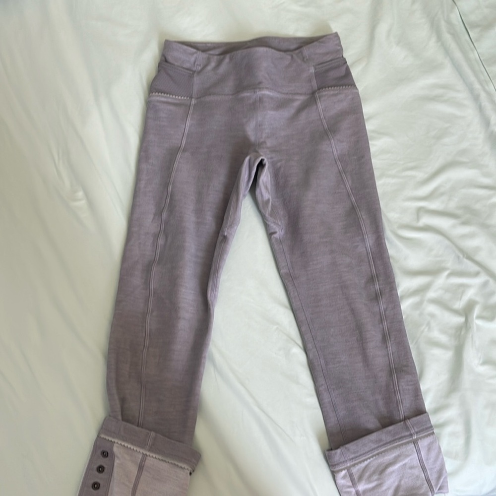 Lululemon size 2